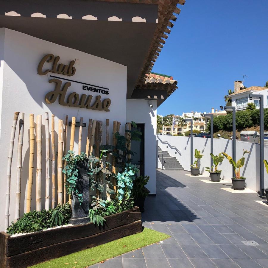 Paradise In Riviera By The Sea Михас Екстериор снимка